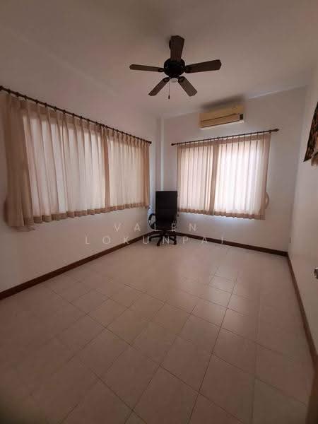 3-BR House, Prachuap Khiri Khan, Hua Hin, Prachuap Khiri Khan, 3 Bedrooms, 150 sqm, Single Detached House For Sale, by Valen Lokunpai , 500529435 - DDproperty.com