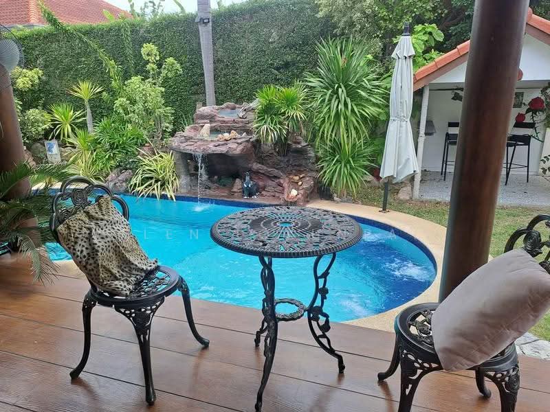 3-BR House, Prachuap Khiri Khan, Hua Hin, Prachuap Khiri Khan, 3 Bedrooms, 150 sqm, Single Detached House For Sale, by Valen Lokunpai , 500529435 - DDproperty.com