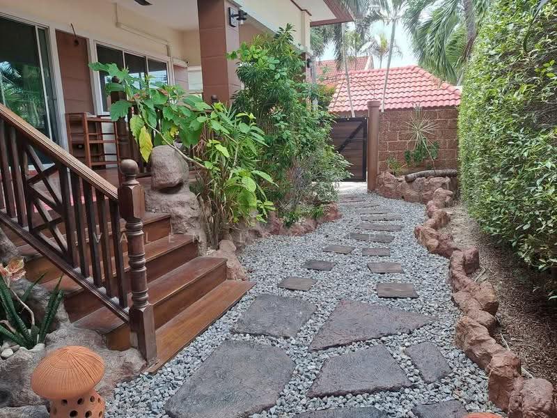 3-BR House, Prachuap Khiri Khan, Hua Hin, Prachuap Khiri Khan, 3 Bedrooms, 150 sqm, Single Detached House For Sale, by Valen Lokunpai , 500529435 - DDproperty.com