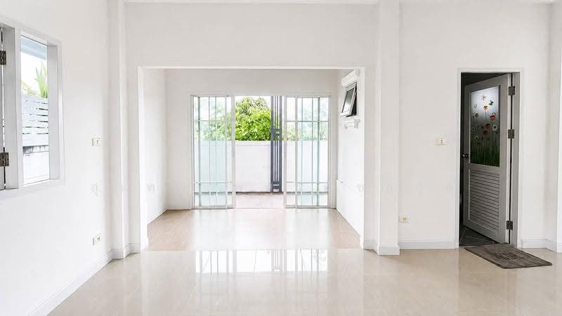 Piyawararom 4 Sai Noi, Nonthaburi, road Ban Kluai-Sai Noi, Sai Noi, Nonthaburi, 3 Bedrooms, 150 sqm, Single Detached House For Sale, by สุเทพ พสุวณิชย์กุล, 500529436 - DDproperty.com