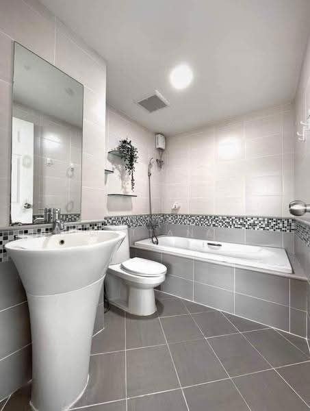 The Waterford Sukhumvit 50, Bangkok, 890 Soi Sukhumvit 50, Phra Kanong, Khlong Toei, Bangkok, 2 Bedrooms, 79 sqm, Condo For Rent, by Vinai Wattana, 500529496 - DDproperty.com
