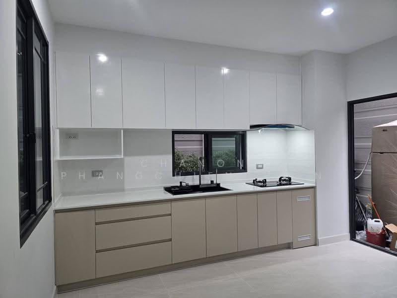 Baan Klang Muang Classe Sukhumvit 77 : บ้านกลางเมือง คลาสเซ่ สุขุมวิท 77, กรุงเทพ, ซอยอ่อนนุช 21, สวนหลวง, กรุงเทพ, 214 ตร.ม., บ้านเดี่ยว ให้เช่า, โดย Chanon Phangchienghien, 500529508 - DDproperty.com