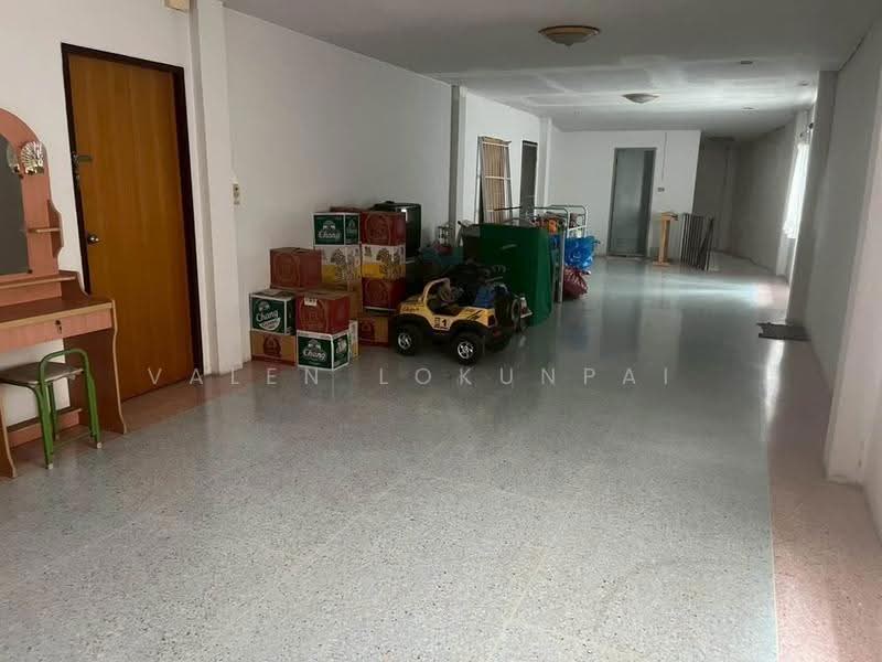 4-BR Townhouse, Chon Buri (Pattaya), Bang Pla Soi, Muang Chon Buri, Chon Buri (Pattaya), 4 Bedrooms, 325 sqm, Townhouse For Sale, by Valen Lokunpai , 500529518 - DDproperty.com