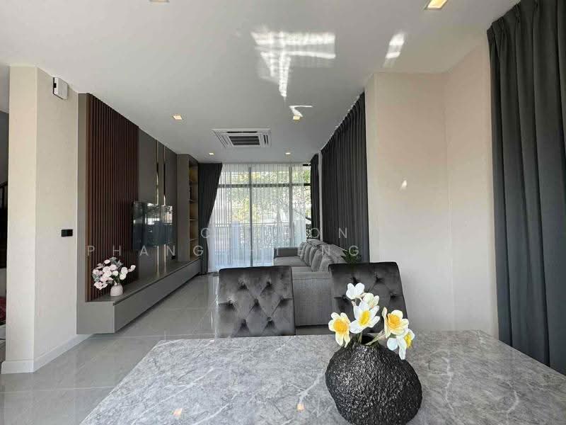 Bangkok Boulevard Bangna KM.5, Samut Prakan, Bang Na-Trat 37 Alley, Bang Kaeo, Bang Plee, Samut Prakan, 4 Bedrooms, 237 sqm, Single Detached House For Rent, by Chanon Phangchienghien, 500529527 - DDproperty.com