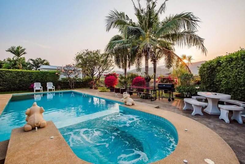 3-BR House, Prachuap Khiri Khan, Hua Hin, Prachuap Khiri Khan, 3 Bedrooms, 220 sqm, Single Detached House For Sale, by Chama Kamkaew, 500529542 - DDproperty.com