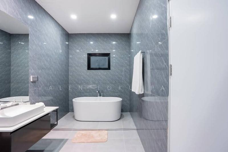 undefined, Chon Buri (Pattaya), Huai Yai, Bang Lamung (Pattaya), Chon Buri (Pattaya), 4 Bedrooms, 397 sqm, Villa For Sale, by Valen Lokunpai , 500529547 - DDproperty.com