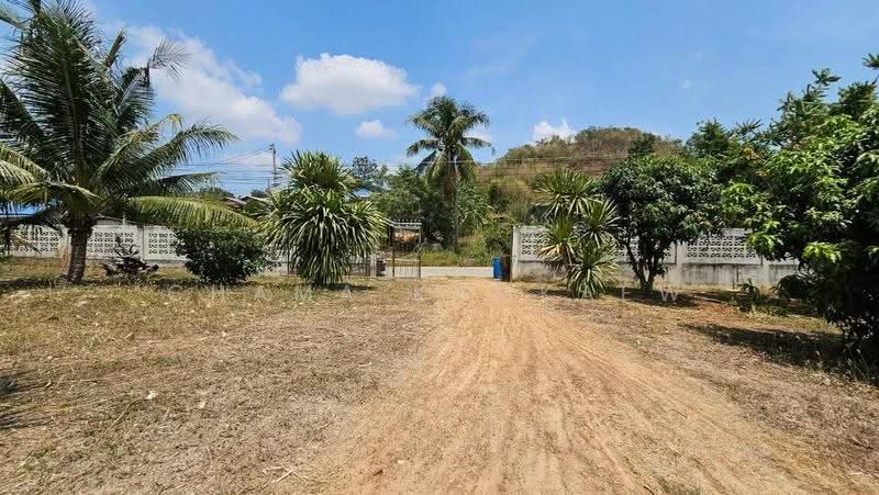 3-BR House, Prachuap Khiri Khan, Pak Nam Pran, Pran Buri, Prachuap Khiri Khan, 3 Bedrooms, 150 sqm, Single Detached House For Sale, by Chama Kamkaew, 500529556 - DDproperty.com
