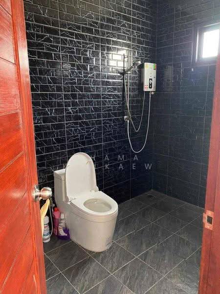 3-BR House, Prachuap Khiri Khan, Sam Roi Yot, Prachuap Khiri Khan, 3 Bedrooms, 150 sqm, Single Detached House For Sale, by Chama Kamkaew, 500529590 - DDproperty.com