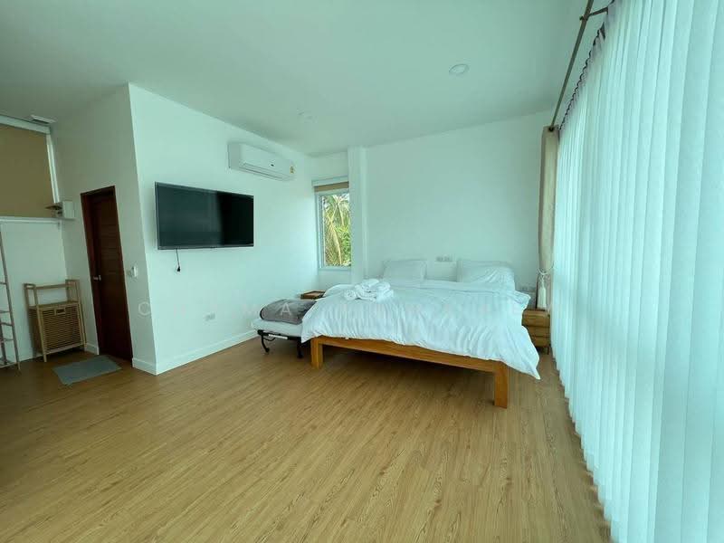 4-BR House, Prachuap Khiri Khan, Sam Roi Yot, Prachuap Khiri Khan, 4 Bedrooms, 450 sqm, Single Detached House For Sale, by Chama Kamkaew, 500529610 - DDproperty.com