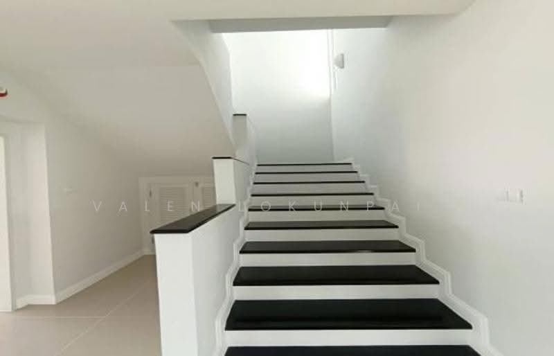 3-BR House, Chon Buri (Pattaya), Bo Win, Si Racha, Chon Buri (Pattaya), 3 Bedrooms, 204 sqm, Single Detached House For Sale, by Valen Lokunpai , 500529639 - DDproperty.com