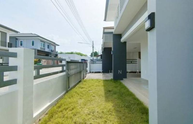 บ้าน 3-ห้องนอน, ชลบุรี, บ่อวิน, ศรีราชา, ชลบุรี, 204 ตร.ม., บ้านเดี่ยว ขาย, โดย Valen Lokunpai , 500529639 - DDproperty.com