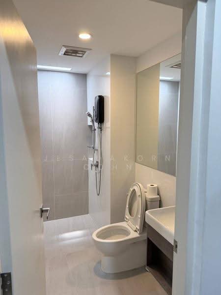 Baan Klang Muang Ladprao 101 Station, Bangkok, Soi Ladprao 101 Yeak 42, Khlong Chan, Bang Kapi, Bangkok, 4 Bedrooms, 152 sqm, Townhouse For Sale, by Jesadakorn Cohn, 500529644 - DDproperty.com