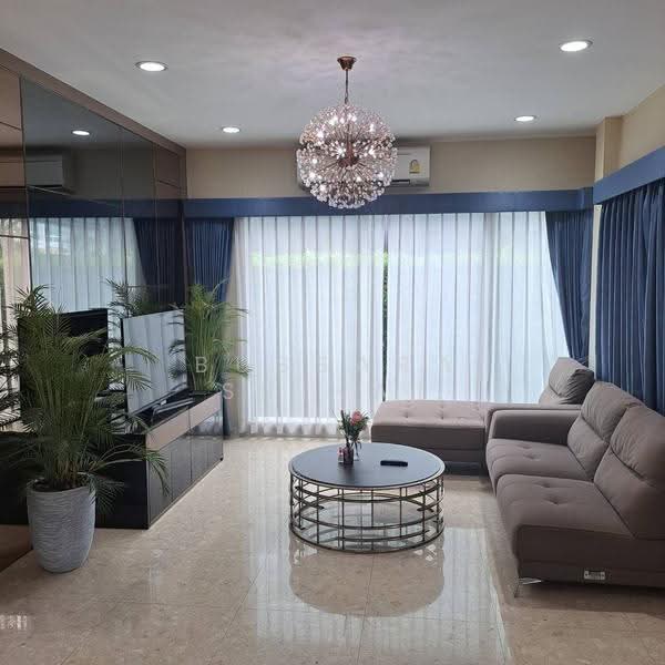 Bangkok Boulevard Rama 9-Srinakarin, Bangkok, Krungthep Kreetha Road, Saphan Sung, Bangkok, 4 Bedrooms, 335 sqm, Single Detached House For Sale, by Bussara Sri-At, 500529663 - DDproperty.com