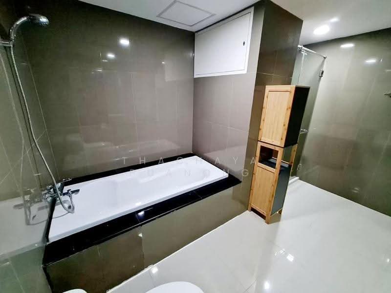 Prime Mansion Sukhumvit 31, Bangkok, 222 Soi Sukhumvit 31, Sukhumvit Road, Khlong Tan Nua, Watthana, Bangkok, 2 Bedrooms, 140 sqm, Condo For Rent, by Thachaya Buanong, 500529669 - DDproperty.com
