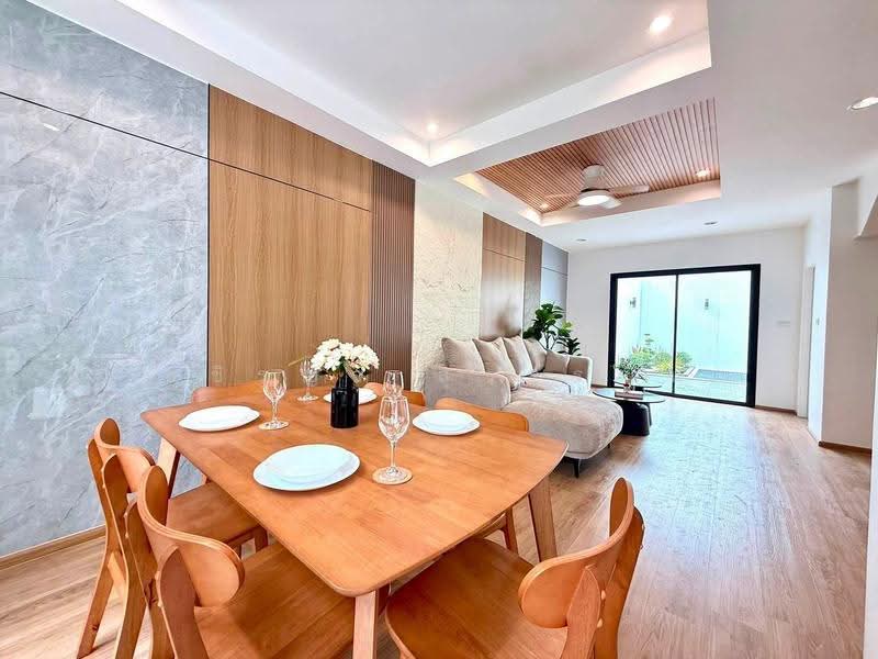 Areeya Mova Kaset-Nawamintr, Bangkok, Soi Moobaan Areeya Mowa, Chorake Bua, Lat Phrao, Bangkok, 3 Bedrooms, 170 sqm, Townhouse For Sale, by Ashiraya Suwannin, 500529672 - DDproperty.com