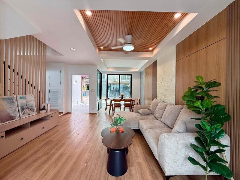 Areeya Mova Kaset-Nawamintr, Bangkok, Soi Moobaan Areeya Mowa, Chorake Bua, Lat Phrao, Bangkok, 3 Bedrooms, 170 sqm, Townhouse For Sale, by Ashiraya Suwannin, 500529672 - DDproperty.com