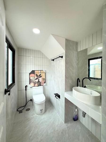 Areeya Mova Kaset-Nawamintr, Bangkok, Soi Moobaan Areeya Mowa, Chorake Bua, Lat Phrao, Bangkok, 3 Bedrooms, 170 sqm, Townhouse For Sale, by Ashiraya Suwannin, 500529672 - DDproperty.com