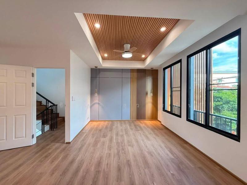 Areeya Mova Kaset-Nawamintr, Bangkok, Soi Moobaan Areeya Mowa, Chorake Bua, Lat Phrao, Bangkok, 3 Bedrooms, 170 sqm, Townhouse For Sale, by Ashiraya Suwannin, 500529672 - DDproperty.com