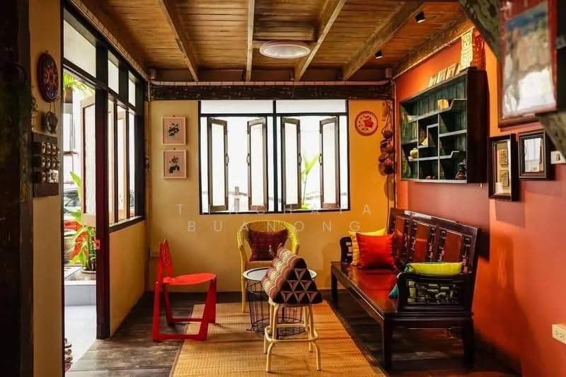 2-BR House, Bangkok, Silom, Bang Rak, Bangkok, 2 Bedrooms, 99 sqm, Single Detached House For Rent, by Thachaya Buanong, 500529738 - DDproperty.com