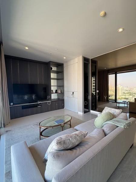 Vittorio 39, Bangkok, 8 Sukhumvit, Khlong Tan Nua, Watthana, Bangkok, 2 Bedrooms, 127 sqm, Condo For Rent, by RE PROPERTY CO.,LTD., 500529760 - DDproperty.com