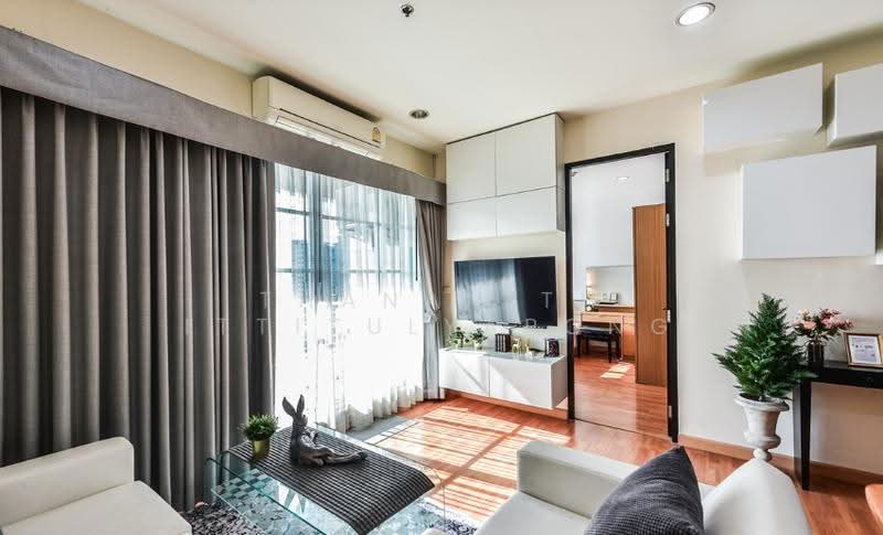 Baan Klang Krung Siam-Pathumwan, Bangkok, Petchburi Road, Thanon Phetchaburi, Ratchathewi, Bangkok, 2 Bedrooms, 67 sqm, Condo For Rent, by Thananith Ittitulyapong, 500529816 - DDproperty.com