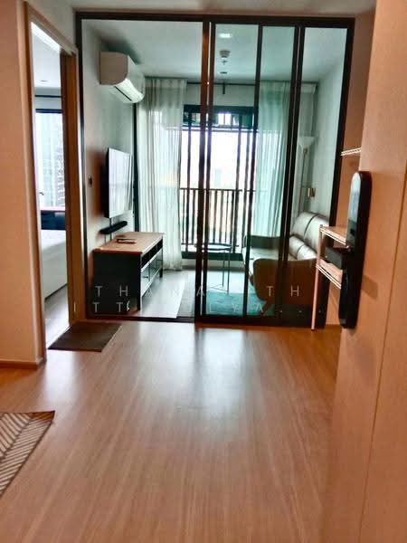 Life Ladprao, Bangkok, 992 Ladprao Road, Jom Phon, Chatuchak, Bangkok, 1 Bedroom, 35 sqm, Condo For Rent, by Thananith Ittitulyapong, 500529818 - DDproperty.com