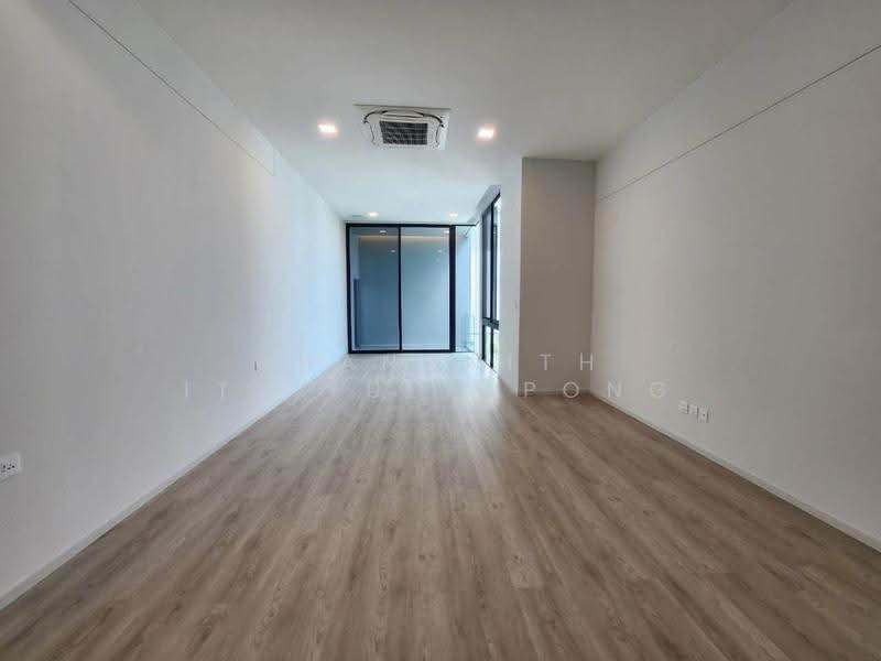 VIVE Krungthep Kreetha, Bangkok, Krungthep Kreetha Road, Saphan Sung, Bangkok, 4 Bedrooms, 421 sqm, Single Detached House For Sale, by Thananith Ittitulyapong, 500529832 - DDproperty.com
