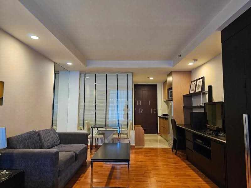 The Rajdamri, Bangkok, Ratchadamri Road, Lumphini, Pathum Wan, Bangkok, 1 Bedroom, 45 sqm, Condo For Rent, by Narinthira Roengrit, 500529892 - DDproperty.com