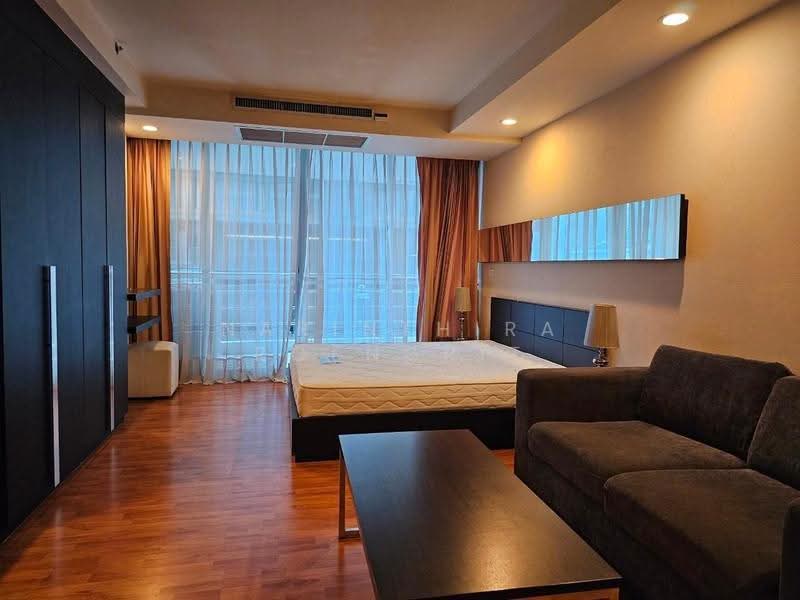 The Rajdamri, Bangkok, Ratchadamri Road, Lumphini, Pathum Wan, Bangkok, 1 Bedroom, 45 sqm, Condo For Rent, by Narinthira Roengrit, 500529892 - DDproperty.com
