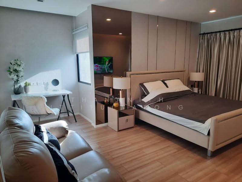 บ้าน 4-ห้องนอน, กรุงเทพ, ประเวศ, กรุงเทพ, 600 ตร.ม., บ้านเดี่ยว ขาย, โดย Thananith Ittitulyapong, 500529900 - DDproperty.com