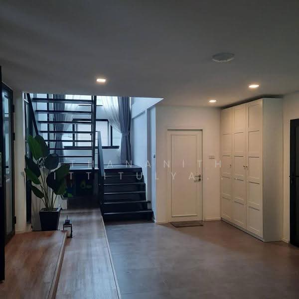 4-BR House, Bangkok, Prawet, Bangkok, 4 Bedrooms, 600 sqm, Single Detached House For Sale, by Thananith Ittitulyapong, 500529900 - DDproperty.com