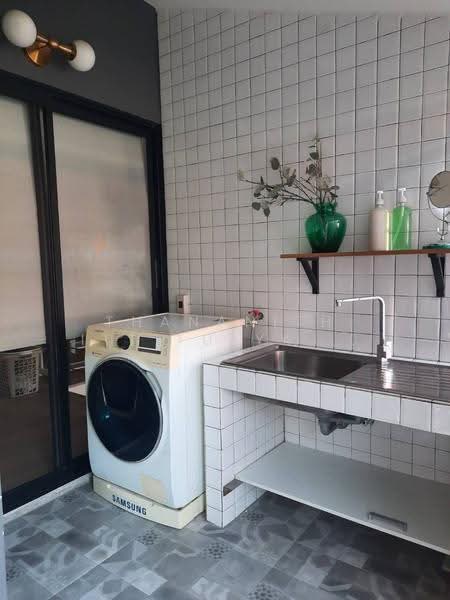 4-BR House, Bangkok, Prawet, Bangkok, 4 Bedrooms, 600 sqm, Single Detached House For Sale, by Thananith Ittitulyapong, 500529900 - DDproperty.com