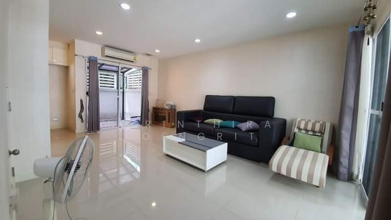Baan Klang Muang Chokchai 4 : บ้านกลางเมือง โชคชัย 4, กรุงเทพ, ถนนโชคชัย 4, ลาดพร้าว, กรุงเทพ, 149 ตร.ม., ทาวน์เฮ้าส์ ให้เช่า, โดย Narinthira Roengrit, 500529901 - DDproperty.com