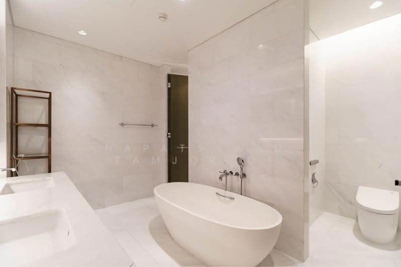 The Residences at Sindhorn Kempinski : เดอะ เรสซิเดนซ์ แอท สินธร เคมปินสกี้, กรุงเทพ, 88 ซอยต้นสน ถนน สารสิน, ลุมพินี, ปทุมวัน, กรุงเทพ, 151 ตร.ม., คอนโด ขาย, โดย Napatsawan Tamjorhor, 500529909 - DDproperty.com