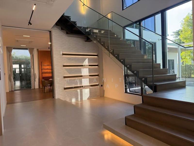 VIVE Krungthep Kreetha, Bangkok, Krungthep Kreetha Road, Saphan Sung, Bangkok, 5 Bedrooms, 750 sqm, Single Detached House For Rent, by Thananith Ittitulyapong, 500529911 - DDproperty.com