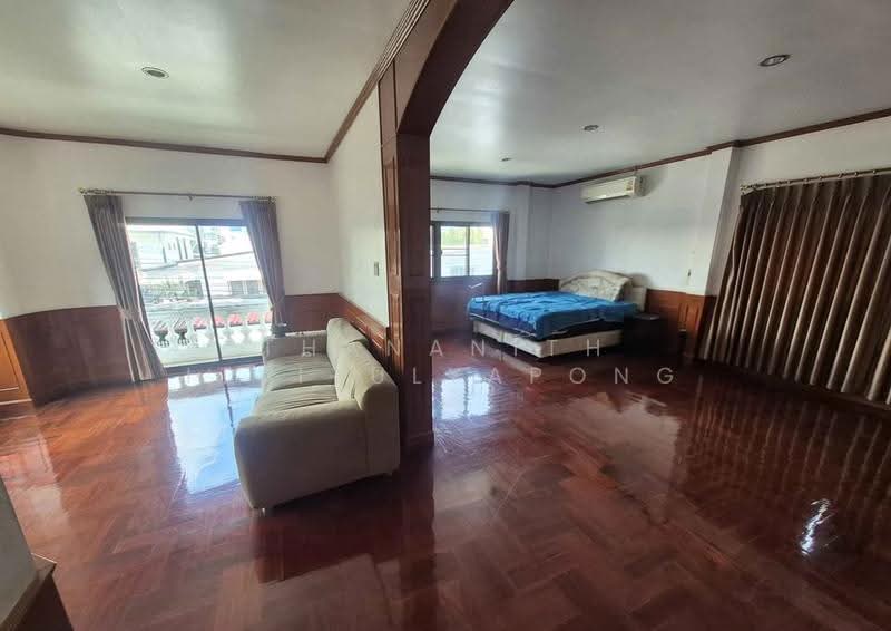 บ้าน 4-ห้องนอน, กรุงเทพ, ห้วยขวาง, กรุงเทพ, 445 ตร.ม., บ้านเดี่ยว ขาย, โดย Thananith Ittitulyapong, 500529958 - DDproperty.com