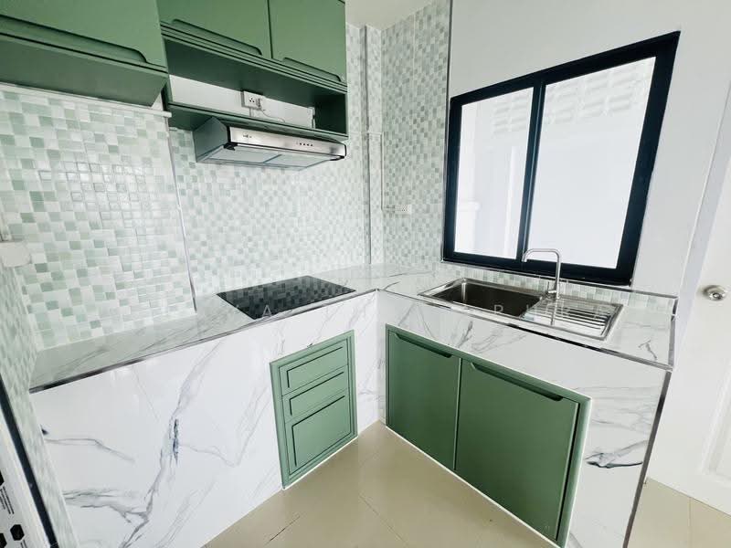 2-Story Townhome, Patta Town Village, Nongprue, Chonburi, Chon Buri (Pattaya), Nong Pru, Bang Lamung (Pattaya), Chon Buri (Pattaya), 2 Bedrooms, 130 sqm, Townhouse For Sale, by Kulaya Thanapura, 500530001 - DDproperty.com
