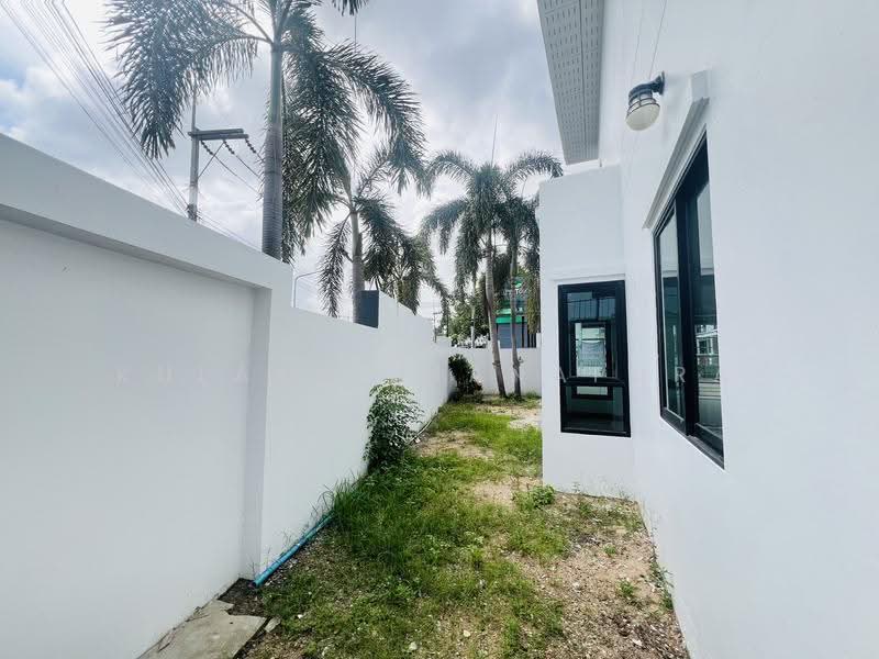 2-Story Townhome, Patta Town Village, Nongprue, Chonburi, Chon Buri (Pattaya), Nong Pru, Bang Lamung (Pattaya), Chon Buri (Pattaya), 2 Bedrooms, 130 sqm, Townhouse For Sale, by Kulaya Thanapura, 500530001 - DDproperty.com
