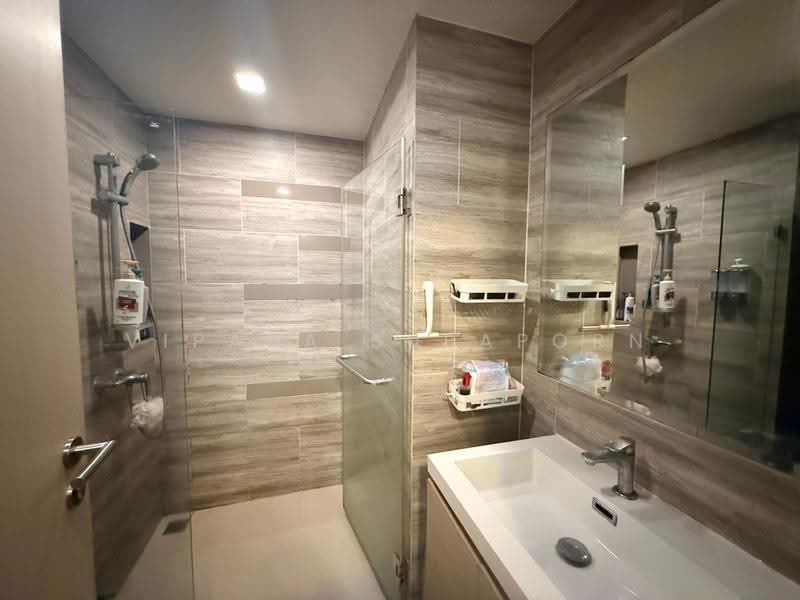 Maestro 03 Ratchada-Rama 9, Bangkok, Soi Ratchadaphisek 3 Ratchadaphisek Road, Din Daeng, Bangkok, 1 Bedroom, 29 sqm, Condo For Sale, by Vipada Supaporn, 500530019 - DDproperty.com