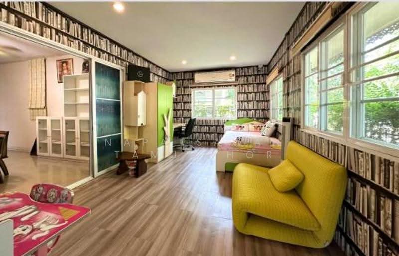 4-BR House, Bangkok, Bang Na Nuea, Bang Na, Bangkok, 4 Bedrooms, 220 sqm, Single Detached House For Sale, by Napatsawan Tamjorhor, 500530051 - DDproperty.com