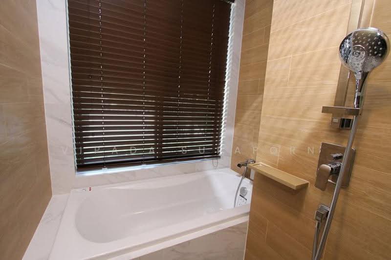 Taka Haus, Bangkok, 99 Soi Ekamai 10, Khlong Tan Nua, Watthana, Bangkok, 2 Bedrooms, 69 sqm, Condo For Sale, by Vipada Supaporn, 500530066 - DDproperty.com