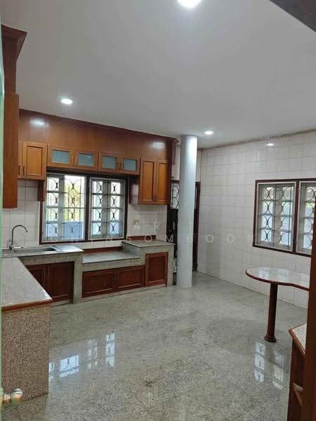 5-BR House, Bangkok, Bang Bon, Bangkok, 5 Bedrooms, 410 sqm, Single Detached House For Rent, by Tarit Chinsomboon, 500530072 - DDproperty.com