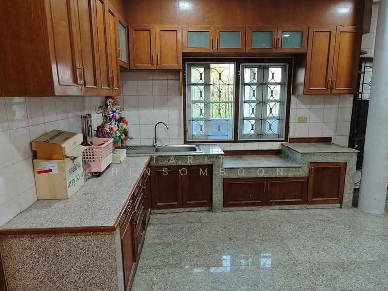 5-BR House, Bangkok, Bang Bon, Bangkok, 5 Bedrooms, 410 sqm, Single Detached House For Rent, by Tarit Chinsomboon, 500530072 - DDproperty.com