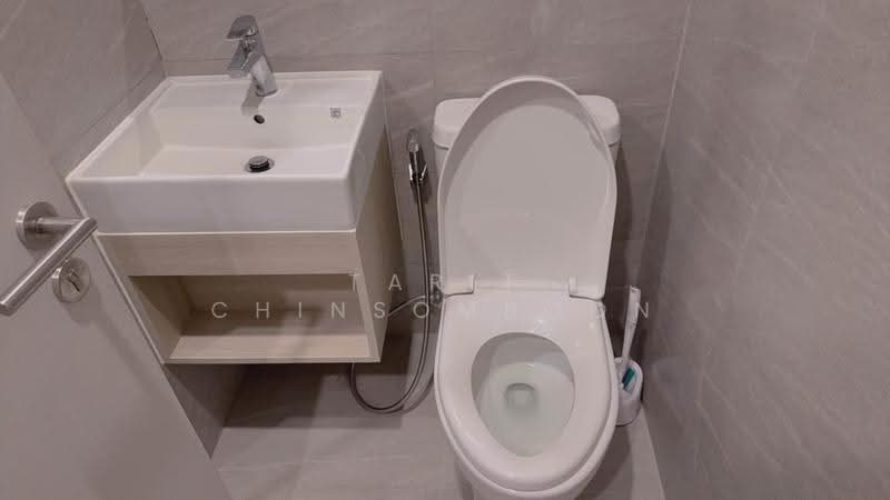 Reference Sathorn-Wongwianyai, Bangkok, Krung Thonburi 2 Alley, Bang Lam Phu Lang, Khlong San, Bangkok, 1 Bedroom, 26 sqm, Condo For Rent, by Tarit Chinsomboon, 500530094 - DDproperty.com