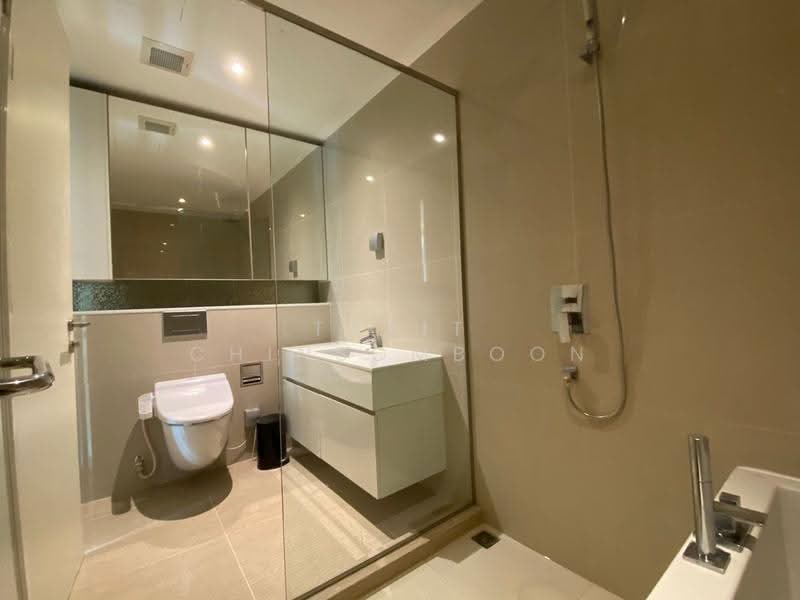 H Sukhumvit 43, Bangkok, 28 Sukhumvit 34 Road, Khlong Tan Nua, Watthana, Bangkok, 2 Bedrooms, 75 sqm, Condo For Rent, by Tarit Chinsomboon, 500530106 - DDproperty.com