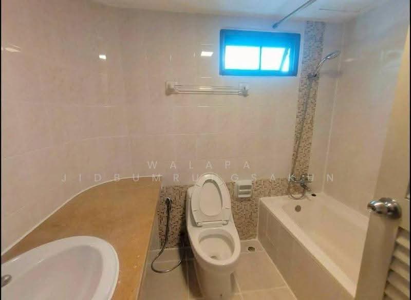 Grand 39 Tower, Bangkok, Soi Sukhumvit 39, Khlong Tan Nua, Watthana, Bangkok, 3 Bedrooms, 280 sqm, Apartment For Rent, by Walapa Jidbumrungsakun, 500530146 - DDproperty.com