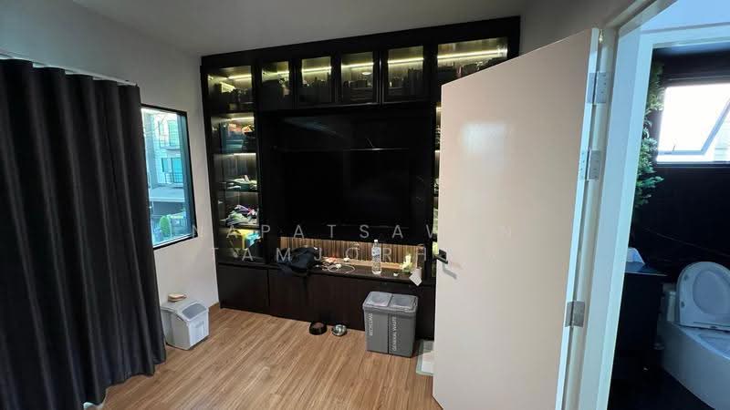 Baan Klang Muang Srinakarin – Onnut, Bangkok, 174 Soi On Nut 70/1, Prawet, Bangkok, 3 Bedrooms, 120 sqm, Townhouse For Sale, by Napatsawan Tamjorhor, 500530154 - DDproperty.com
