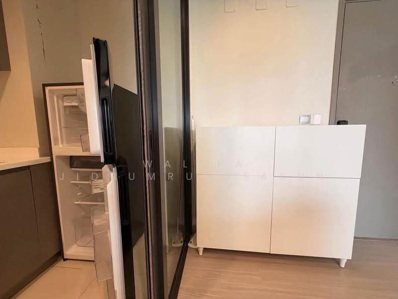 Life Asoke Hype, Bangkok, 339 Chaturathit Rd, Makkasan, Ratchathewi, Bangkok, 1 Bedroom, 35 sqm, Condo For Rent, by Walapa Jidbumrungsakun, 500530155 - DDproperty.com