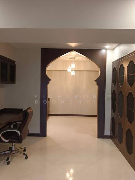 Tara Ruen Ake, Bangkok, 17 Soi Ramkhamhaeng 43/1, Phlapphla, Wang Thonglang, Bangkok, 2 Bedrooms, 142 sqm, Condo For Sale, by Pichamon Boonchit, 500530160 - DDproperty.com