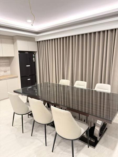 Le Raffine Sukhumvit 24, Bangkok, Soi Sukhumvit 24, Khong Tan, Khlong Toei, Bangkok, 4 Bedrooms, 372 sqm, Condo For Sale, by Pimlada Lertritrungmanee, 500530177 - DDproperty.com